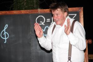 ON Ko doktor Kuzman pogleda globlje v sebe  F Jože Miklavc IMG_8869